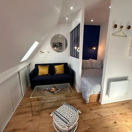 Appartement Tiny House Pigalle Love Story Parijs